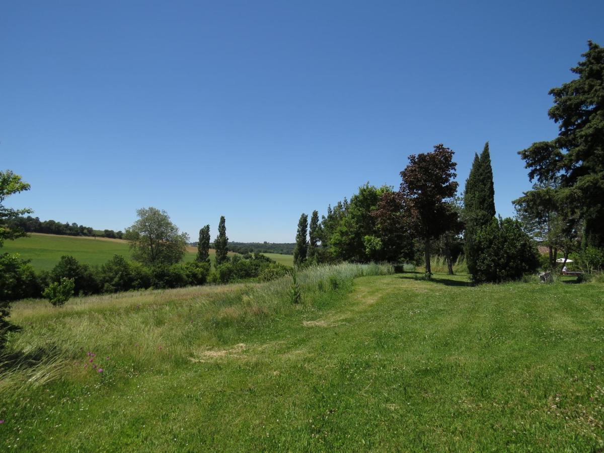 Nature'S Pace Holidays Montmaur  Exterior foto